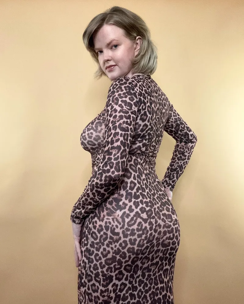 Thumbnail Spotted: Tight Dresses Fashion Inspiration by adleesweet