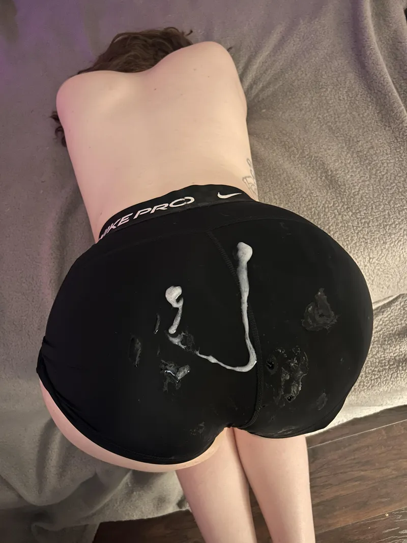 Thumbnail Big_texas88 Presents Cumshot 4 of 20 - Indulge Now!