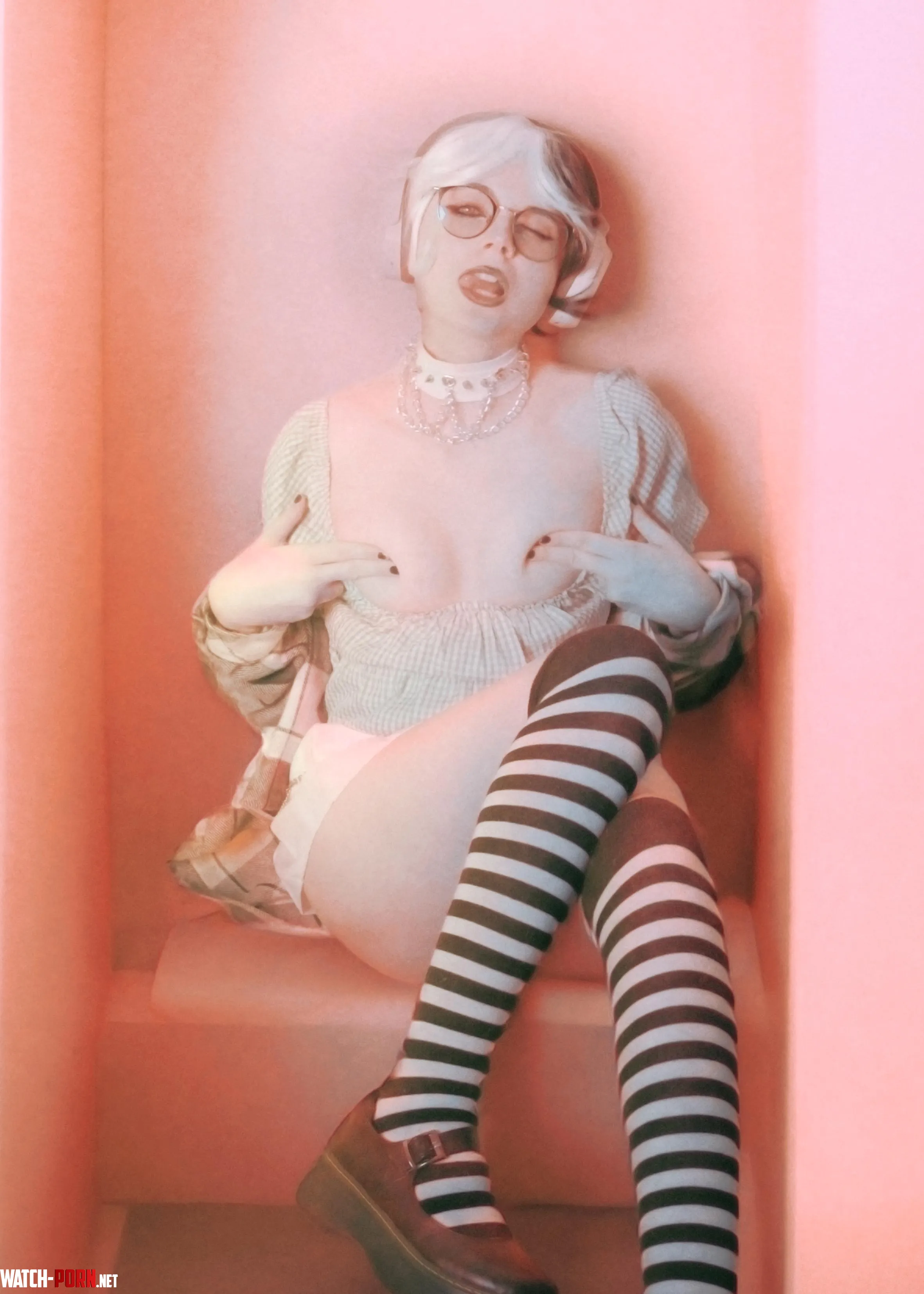 Ria (@ave_ria) [Onlyfans] by MereOasis
