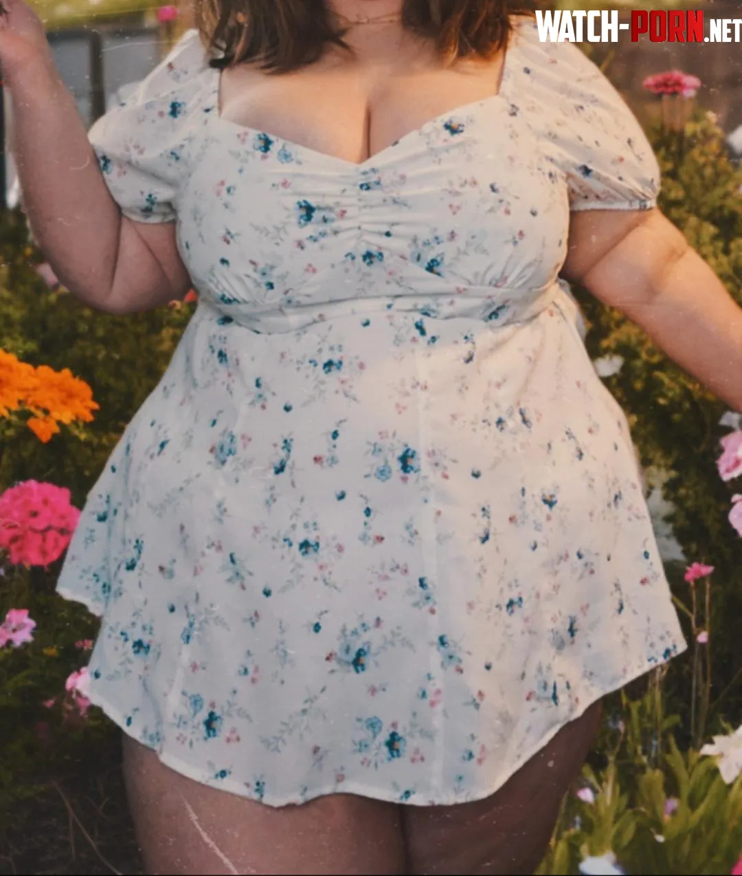 Would you date a fat girl like me? by chubbi_bunniii