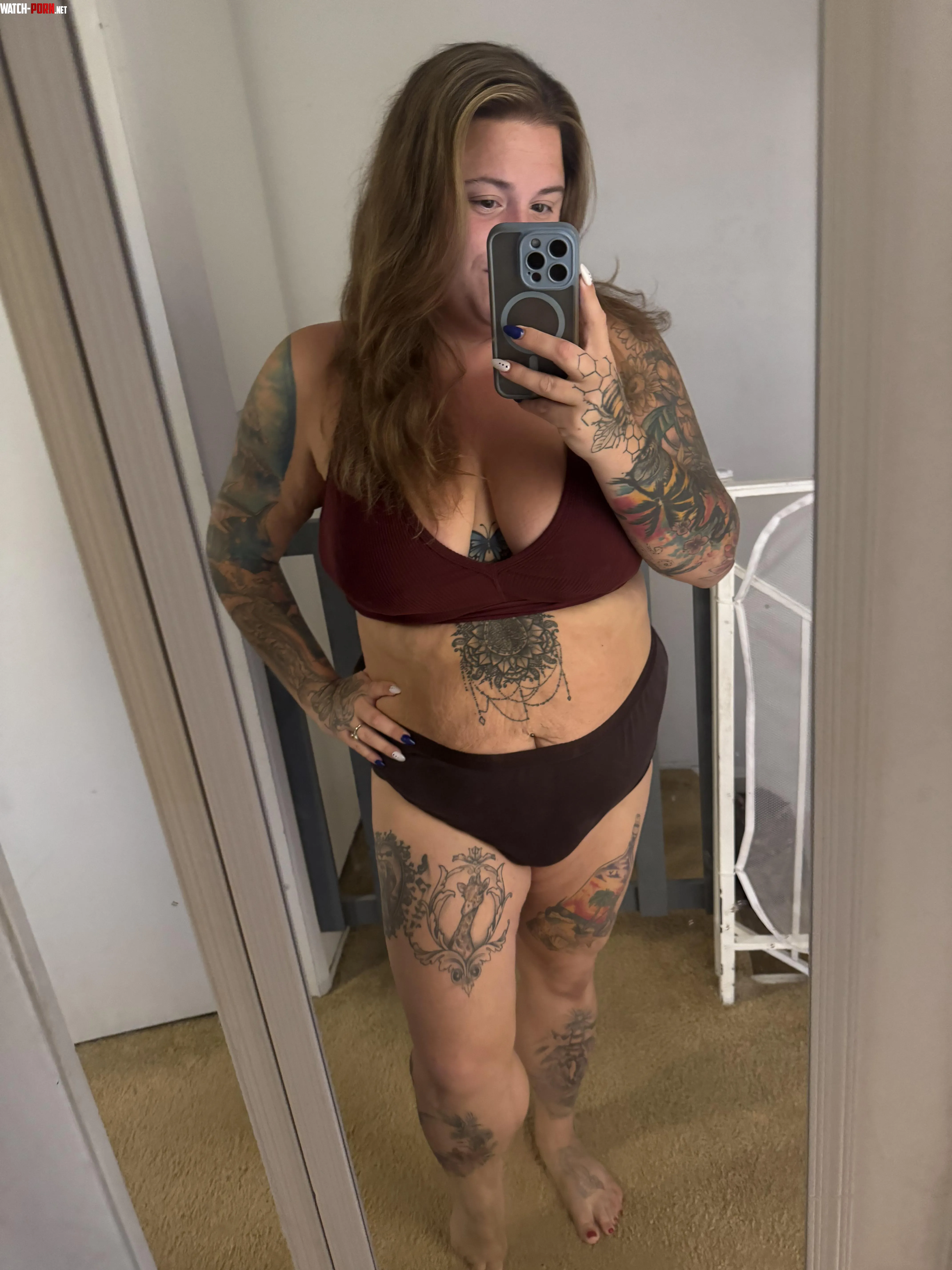 Happy thick Thursday from your favorite tatted bbw milf by handful_heather420