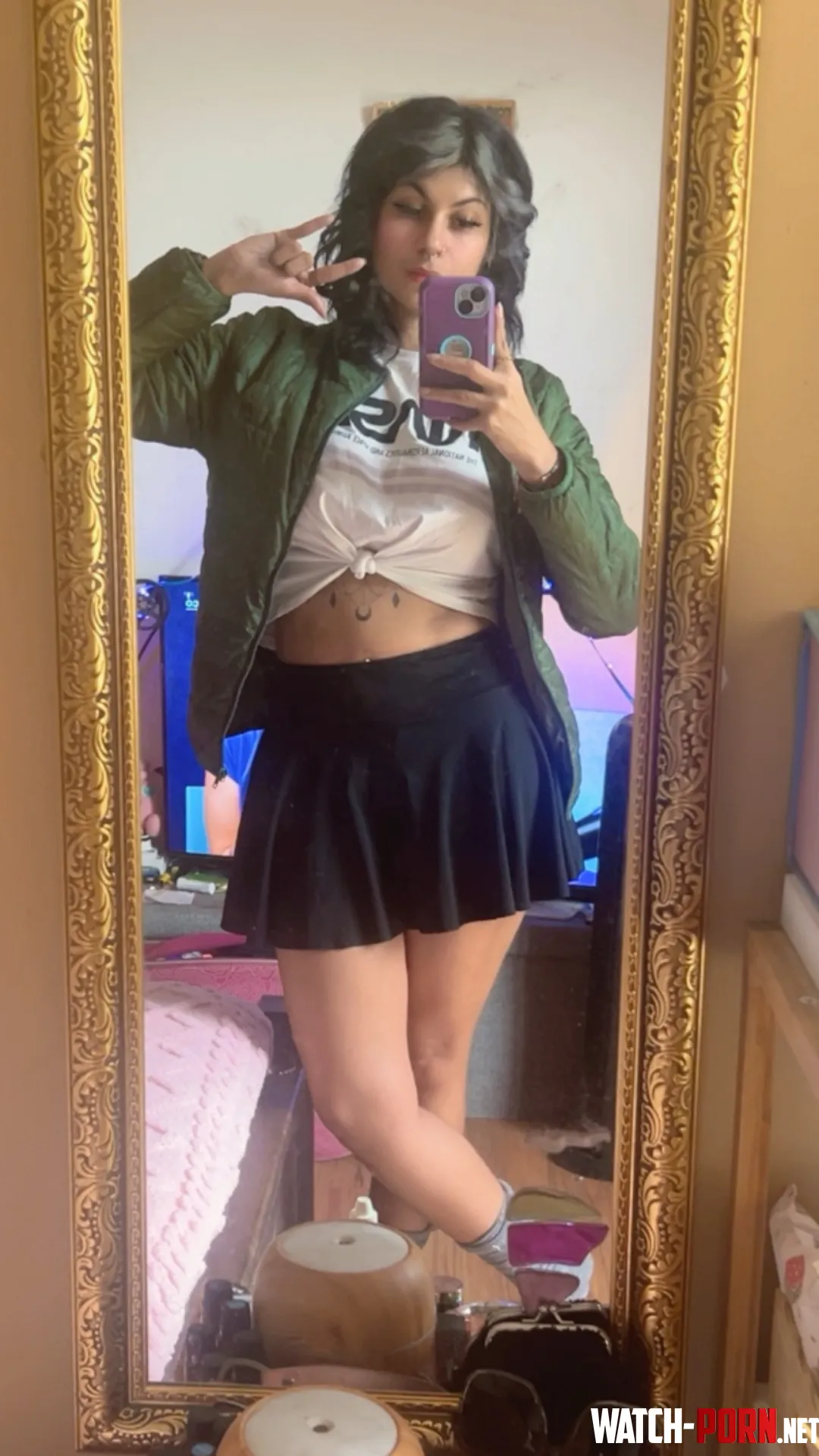 Hello! crop top girl doing outfit check here by tsundere-ddlg
