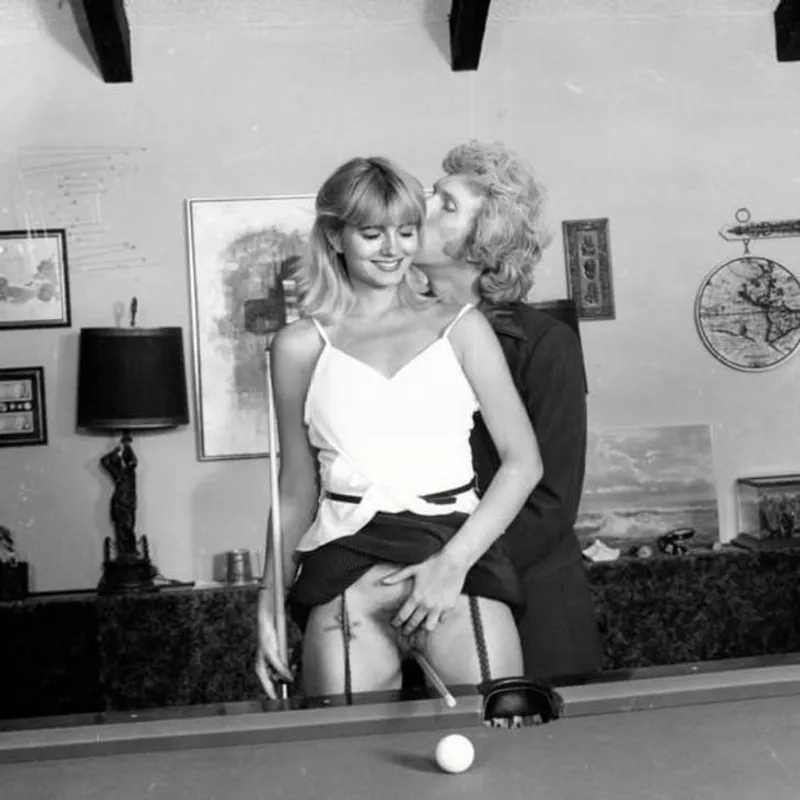 Thumbnail Dirty Pool Shooting: Nostalgic Sensual Fun | sussoutthemoon