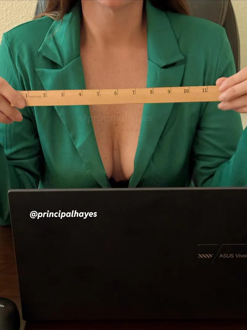 Thumbnail Showing Growth: MissObeyMe's Journey on Slutsofonlyfans