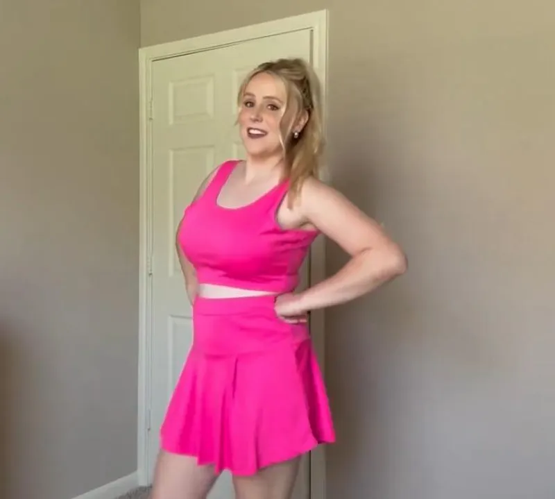 Thumbnail Sweet Bimbo Wife: A Playful Fantasy | 2Busty2Hide