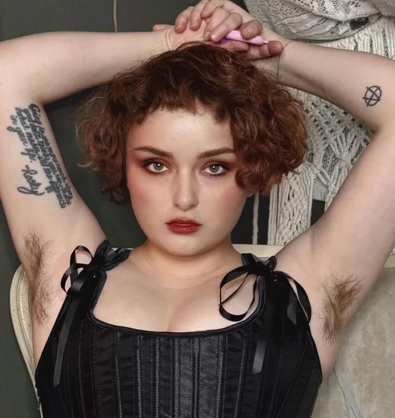 Thumbnail Dare to Come Closer to rp-strange's Enticing Armpits