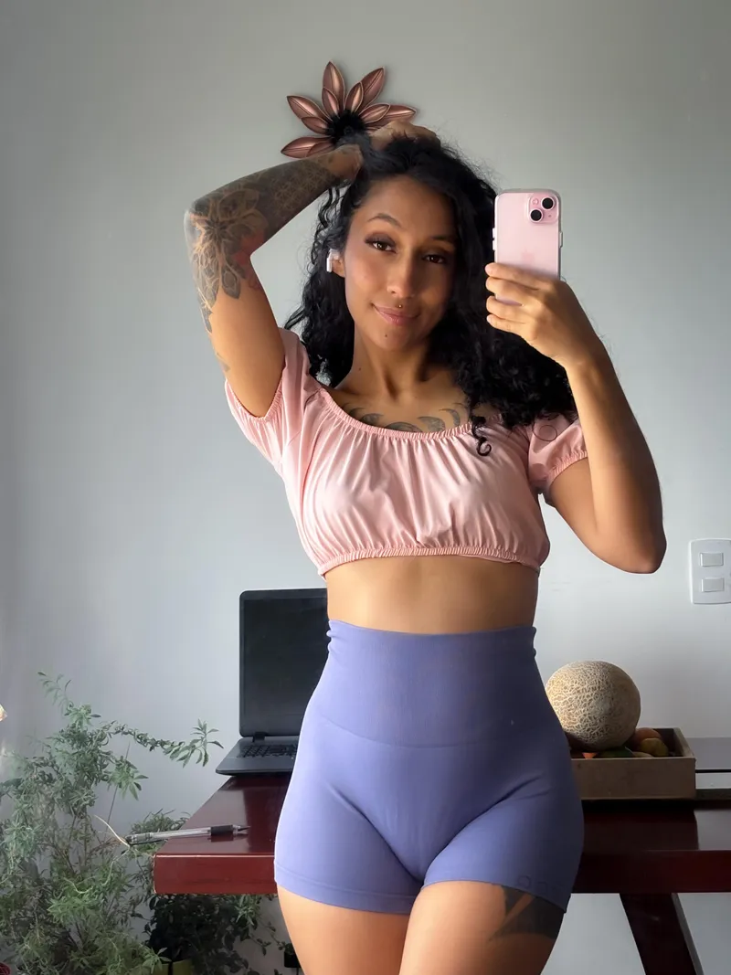 Thumbnail I Know You've Dreamed About My Body Before by LovelyAnnie520 | Croptopgirls Category