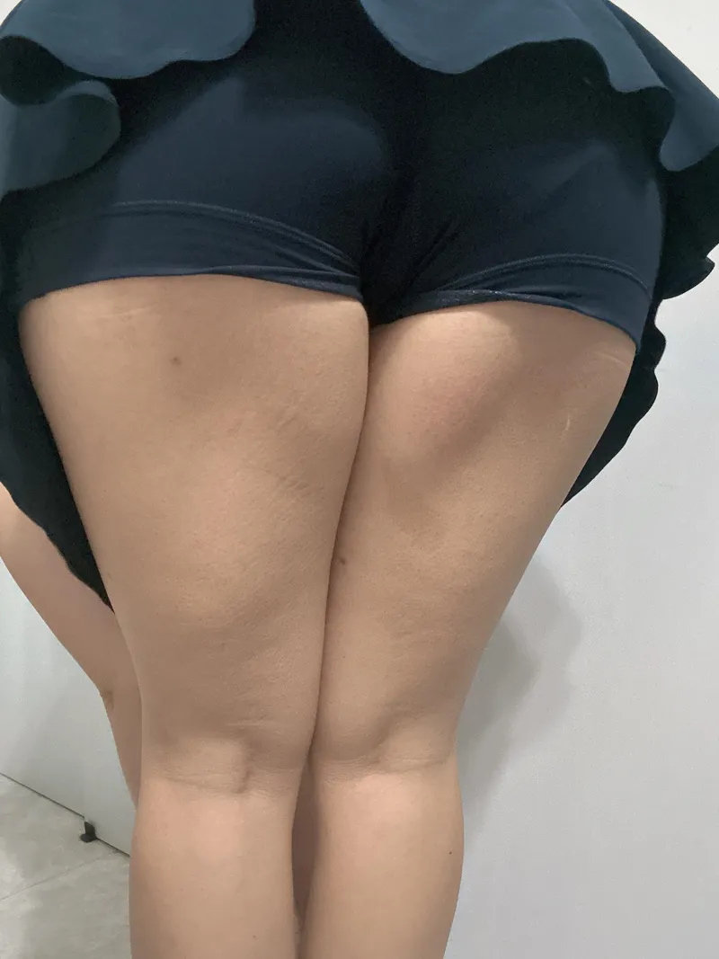 Thumbnail sunsunny23's After Gym Temptation: Japanese Girl's Sultry Pose | Paag