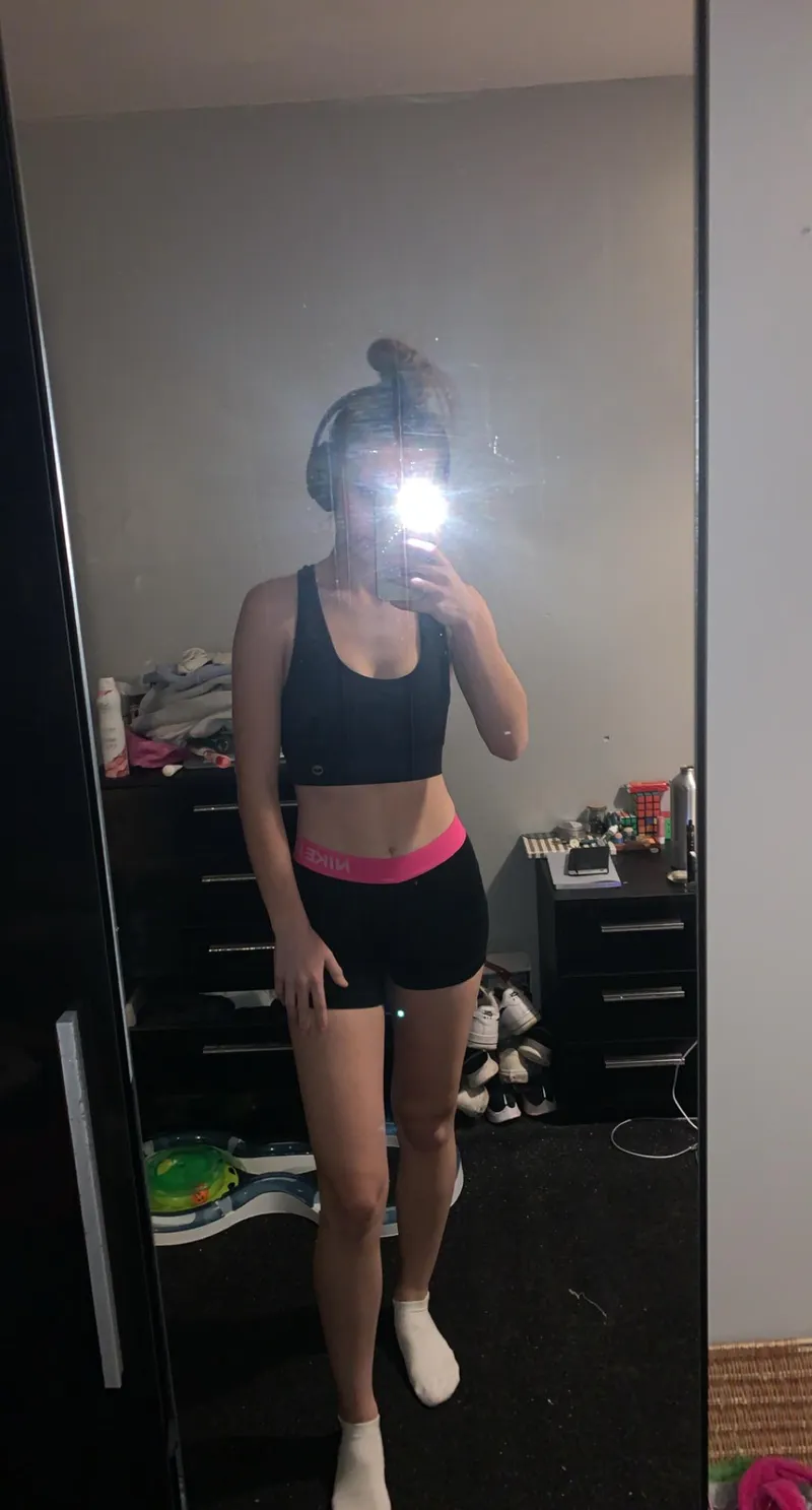 Thumbnail Hi by hottiex7 | Croptopgirls Category