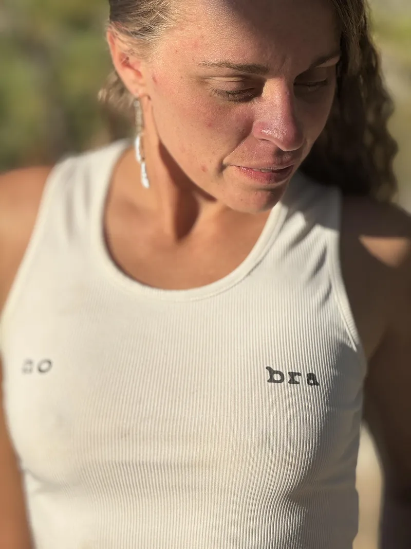 Thumbnail Free-spirited and Braless: Unleashing Pokies Sensation | KinksAlongTheWay
