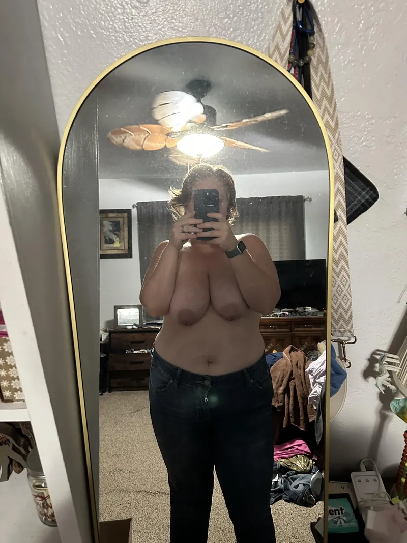 Thumbnail Macebaby223 Keeps Those Jeans on.. for Now in BBW World