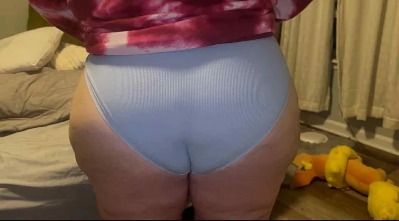 Thumbnail cmkennedy1972's Big Booty Panties: A Comparison