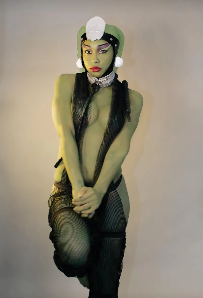 Thumbnail Oola's Boob Squish by naught3 | naught3 | starwarsnsfw