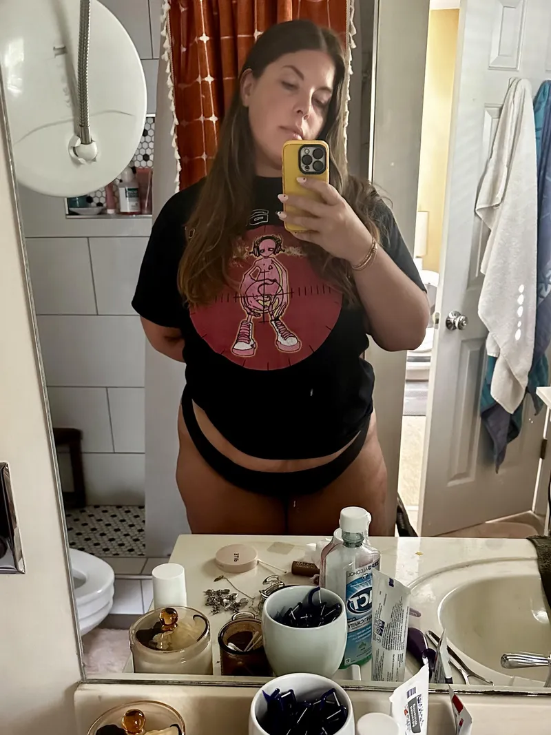 Thumbnail Dive into BBW_Chubby World: Limp Bizkit Fans Gather