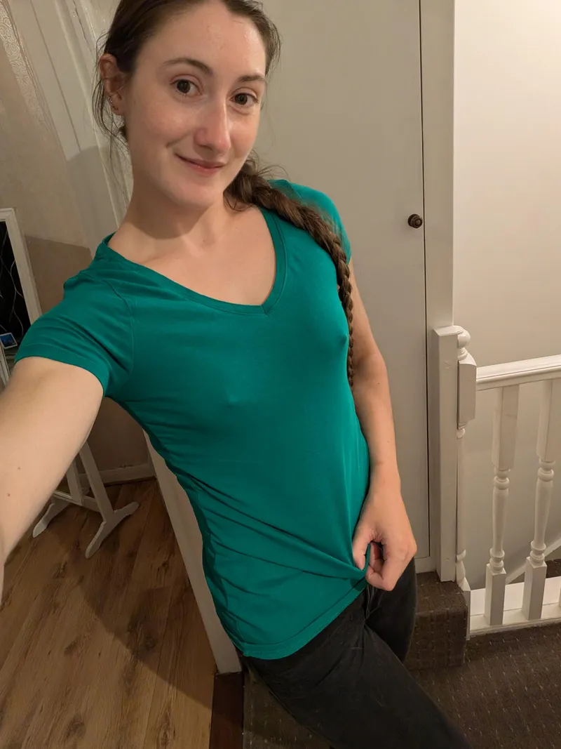 Thumbnail On Display & Proud: SirenSasha_336's Confidence | pokies Category