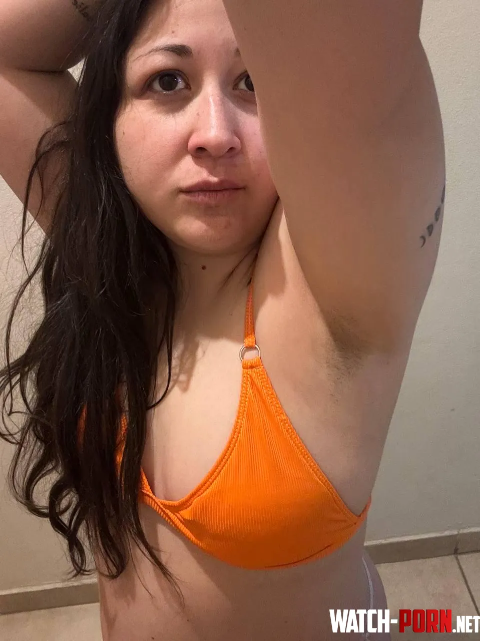 Loving my beautiful armpit… would you? by kendradelmarof