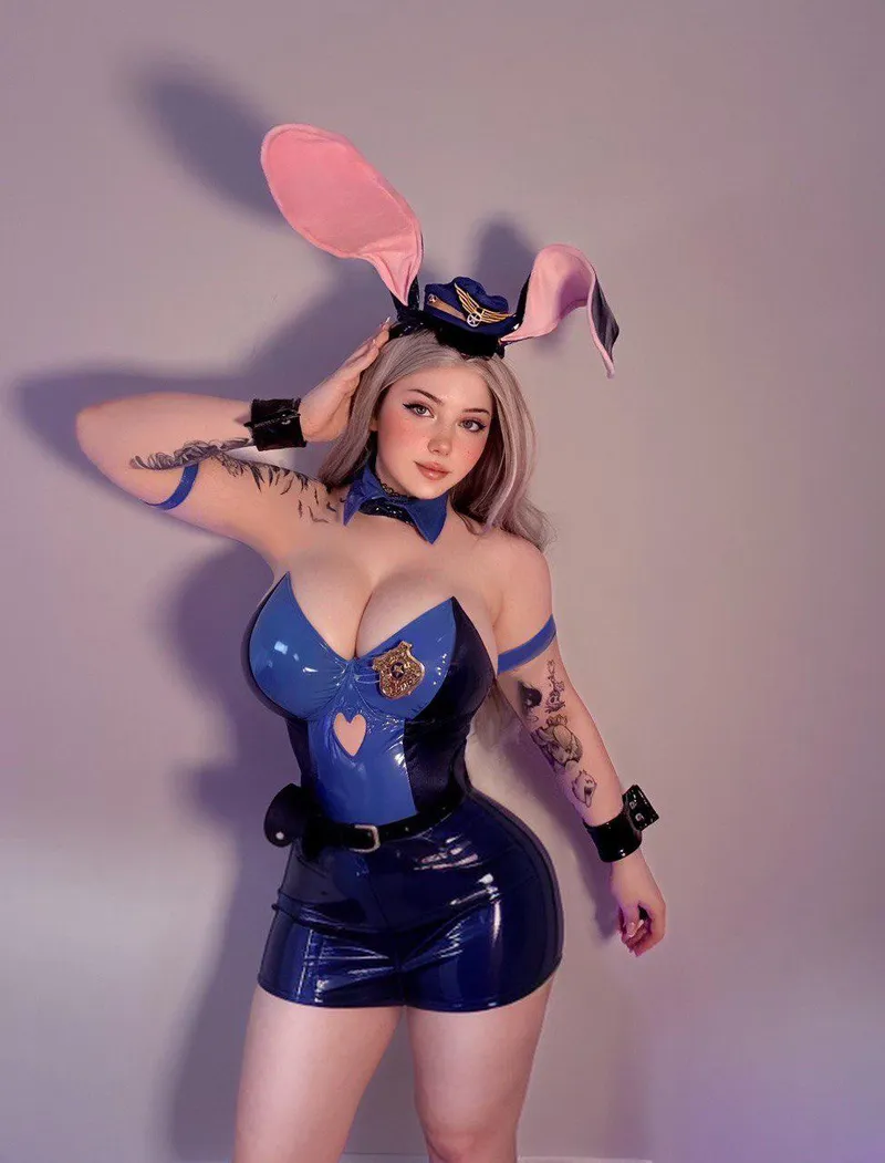 Thumbnail ShyLadiie Presents Kuro in a Bunny Cop Cosplay Revelation