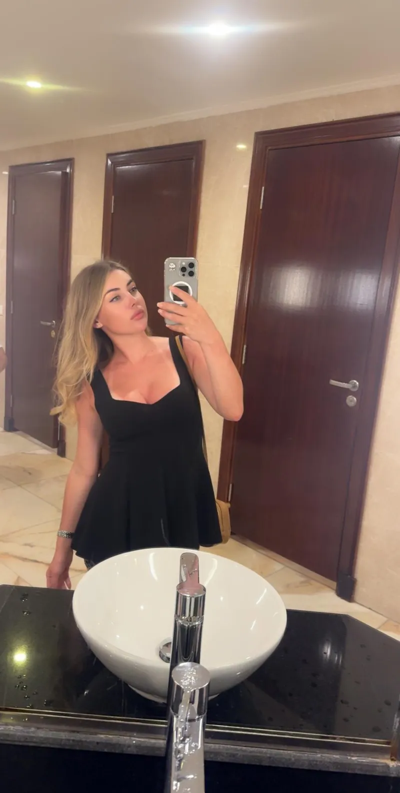 Thumbnail Busty and Classy: Discover the Appeal with MissFlirtALot