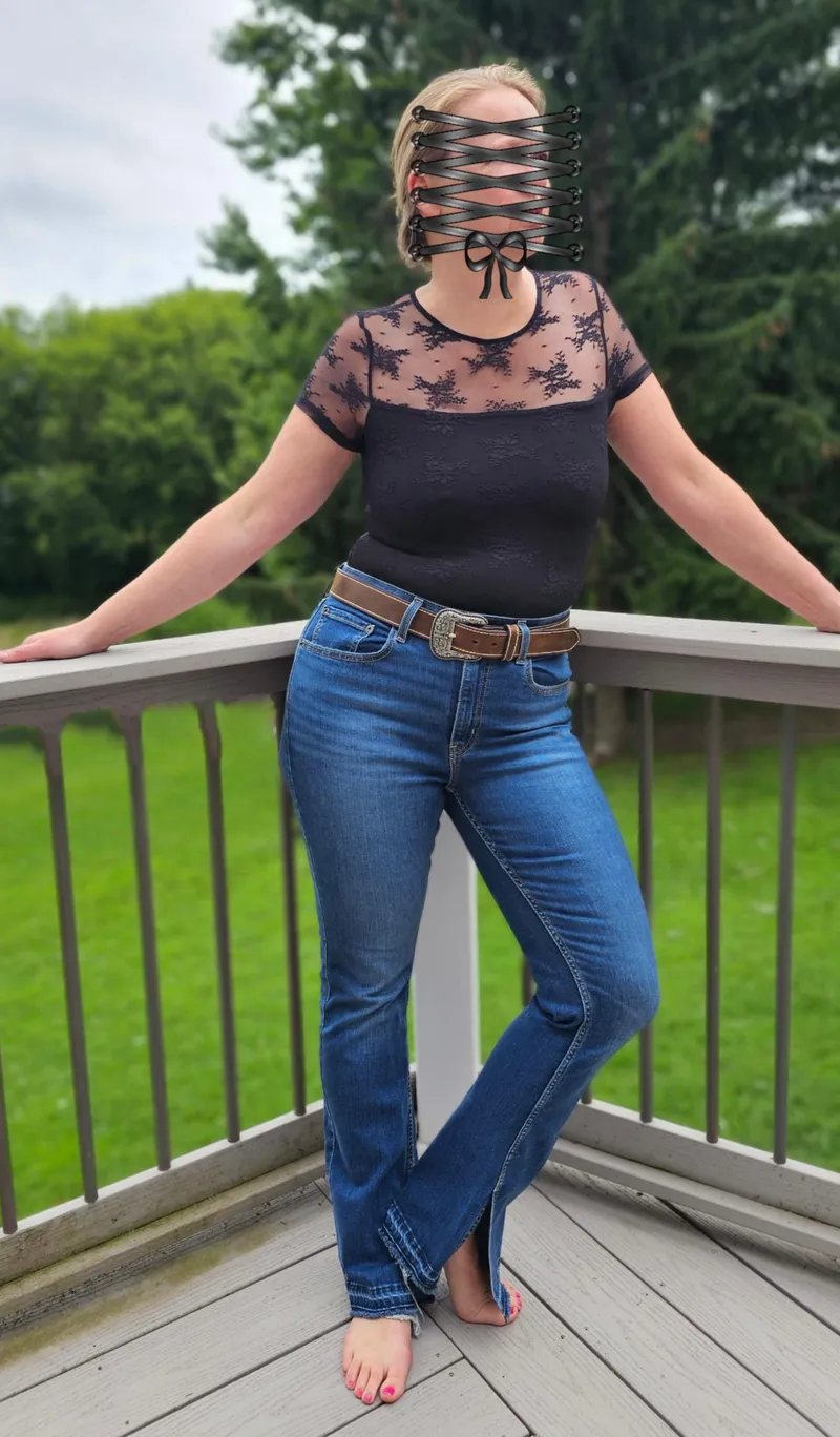 Thumbnail HotwifeScents Embraces Her First Bodysuit, Muffin Top and All