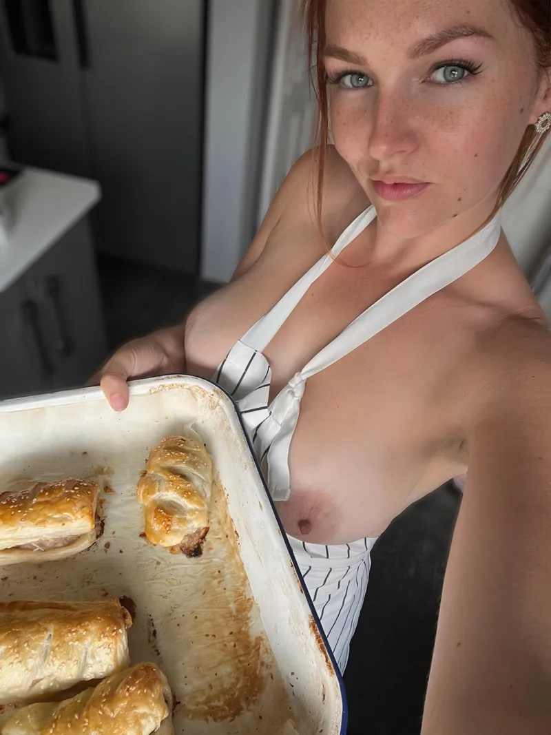 Thumbnail gracesmyth2021: Mom Snacks and Life's Enjoyment