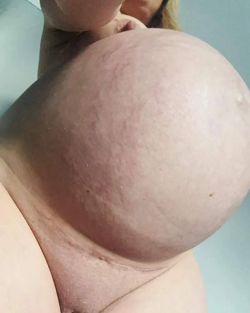Thumbnail Passion Unleashed: Mommy's Pregnancy Fantasies by laurarosevip