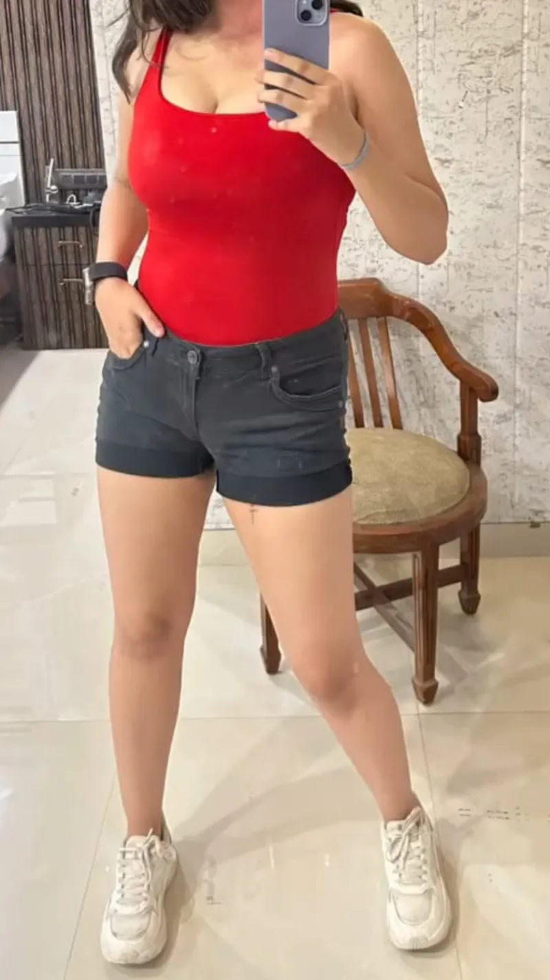 Thumbnail Abroasaar's Hot Red Wife: A Visual Delight