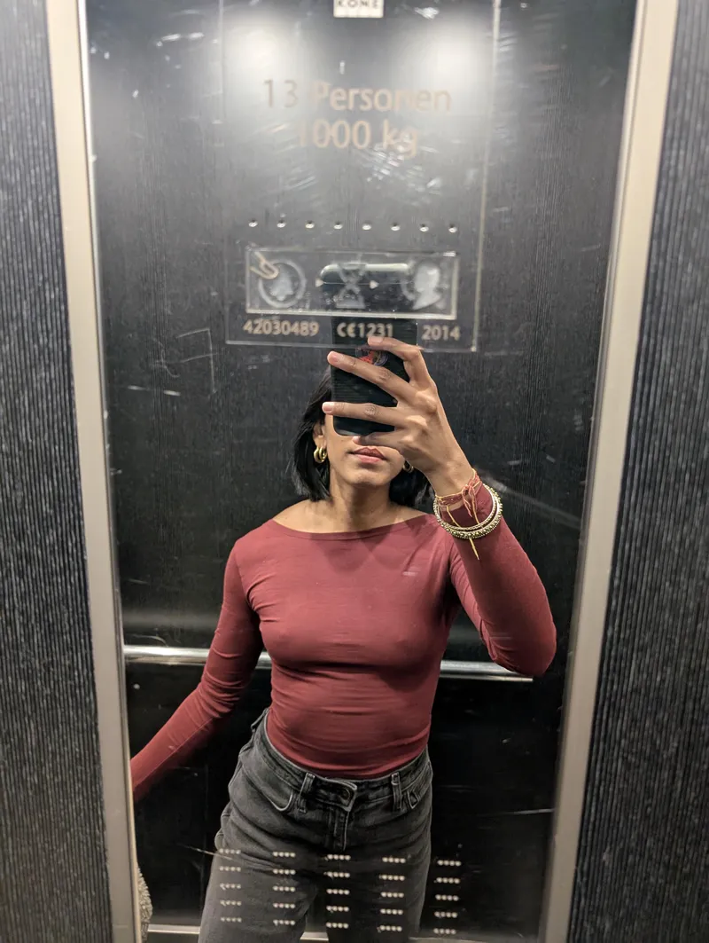 Thumbnail Flaunting Pokies: hotchocolatecleo's Bold Move | pokies Category