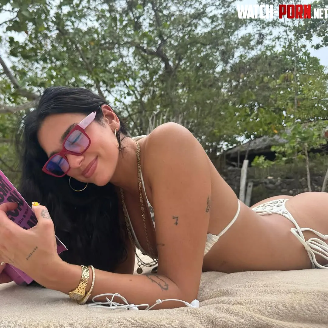 Dua Lipa by KG101411