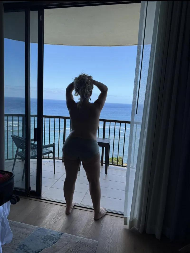 Thumbnail hisgirlalways1992's Calm Enjoyment: Just Admiring the View