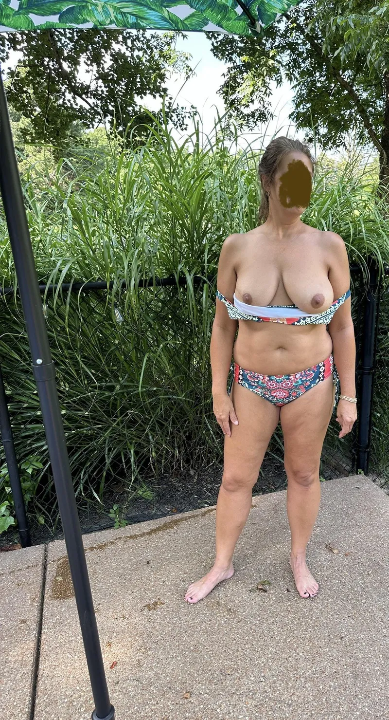 Thumbnail The Heat is On: Embracing Bikini Season at 49 | Tennhotwife