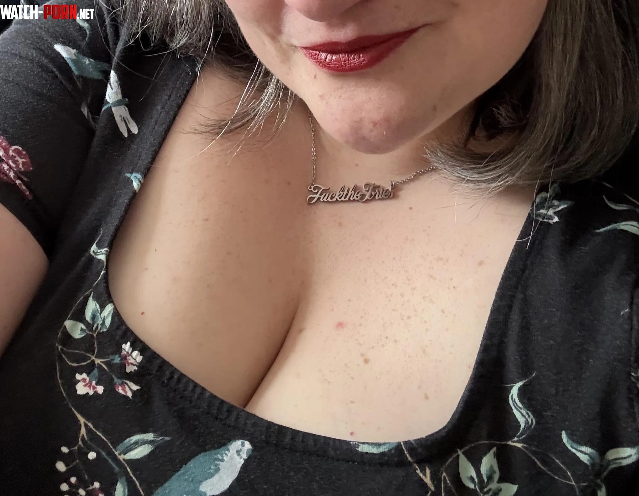 My favourite combo: red lips and a low cut top by AlyssRayne