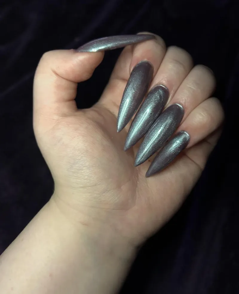 Thumbnail Embracing the Scary Girl Vibe in Nail Art | yourvanillatragedy