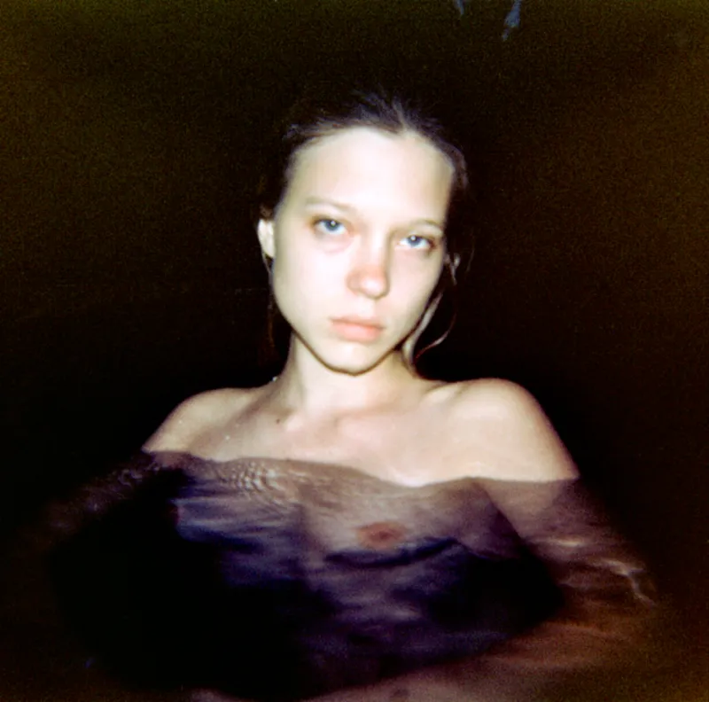 Thumbnail Celebrity Snapshot: Léa Seydoux Exposed by ilovepeaches-
