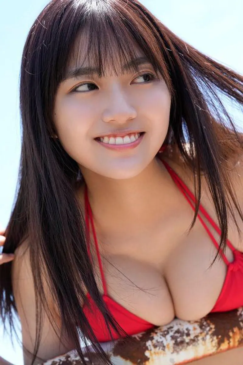 Thumbnail Discover Runa Toyoda 豊田ルナ's Sensational Charisma