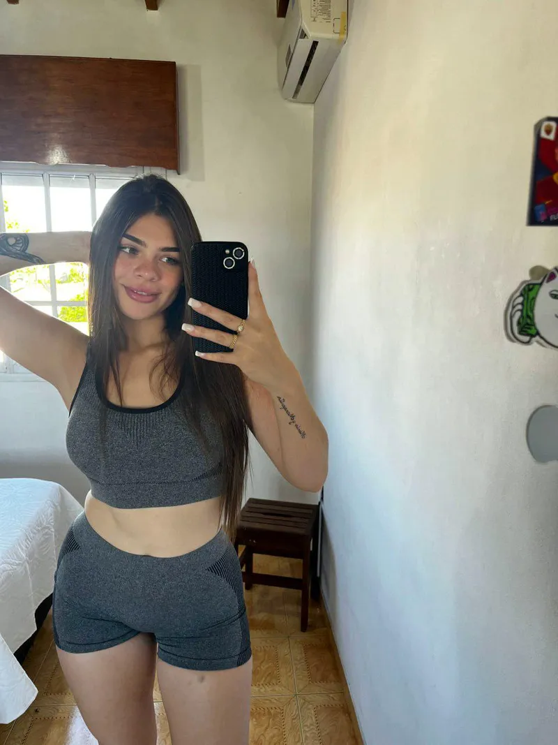 Thumbnail Naked Squats Invitation: Join the Movement | pretty_evaa