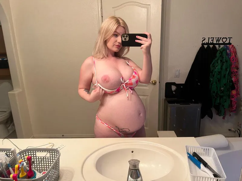 Thumbnail Maternal Desires: Satisfying Cravings for Mommy's Milk