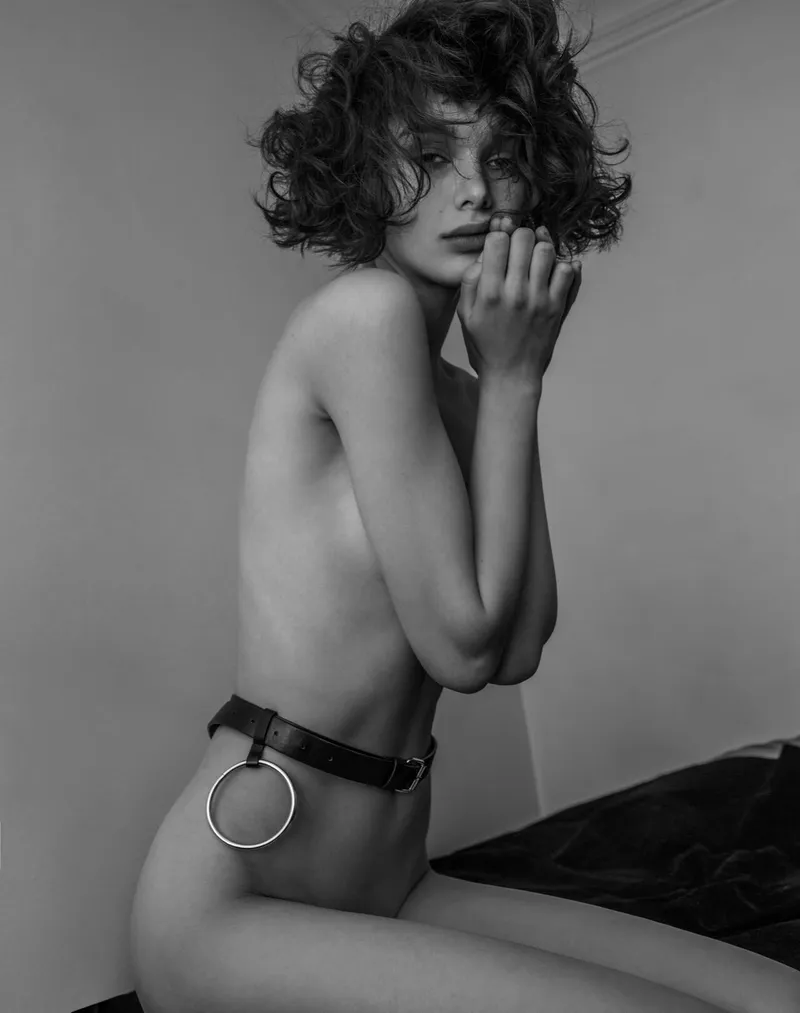 Thumbnail Renata Gubaeva by PocketsOfFomenting | NSFWfashion