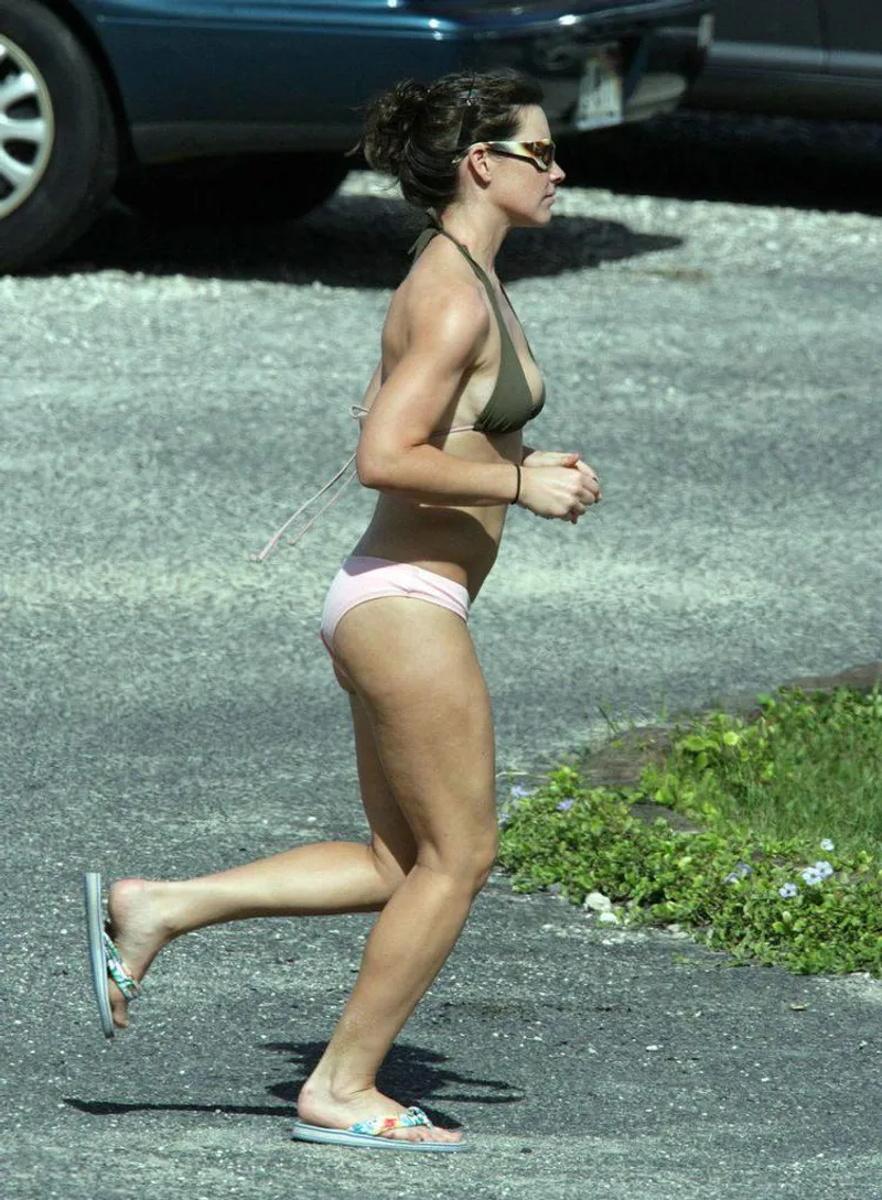 Thumbnail The Charm of Evangeline Lilly - Muted-Cabinet9766 | CelebrityButts