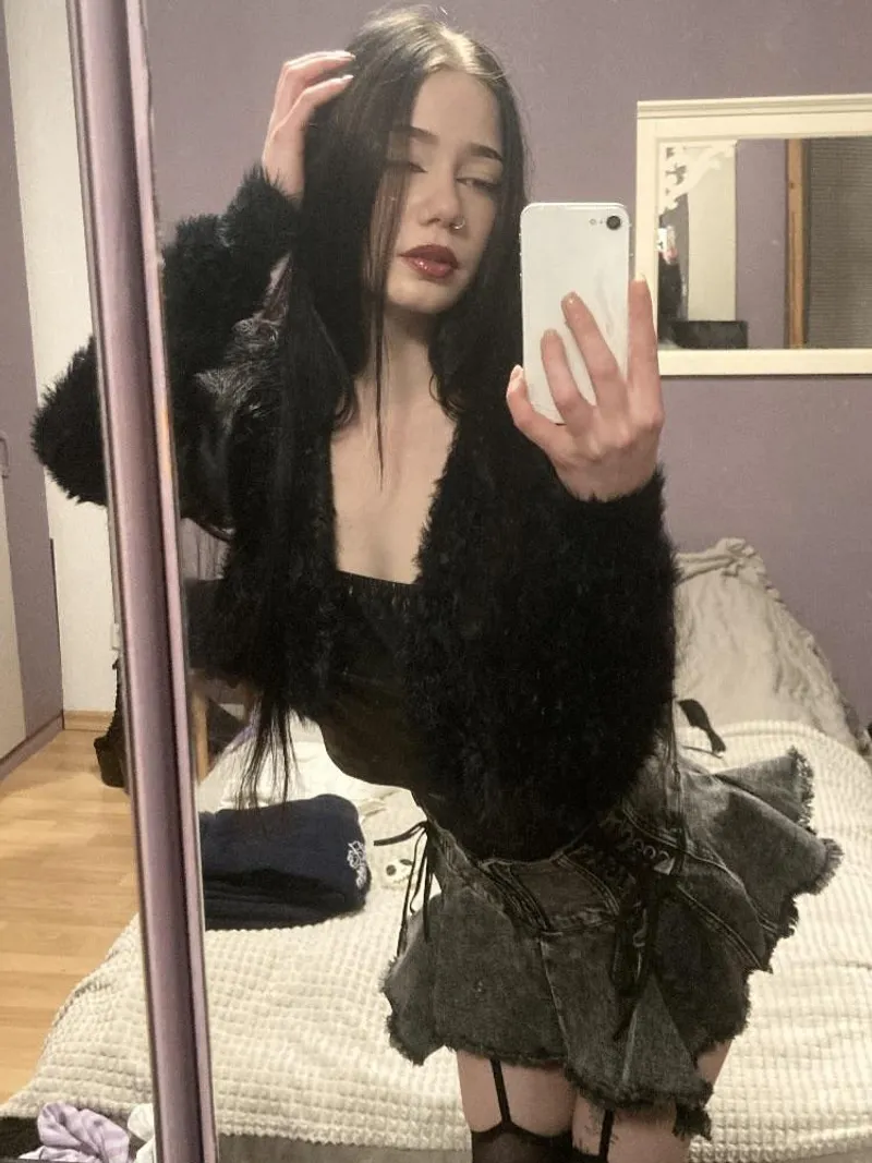 Thumbnail Discover @666spicynoodle's Instagram Profile | InstagramHotties
