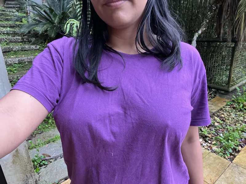 Thumbnail angie-mariee Flaunts Playful Vibes with Purple Pokies Braless