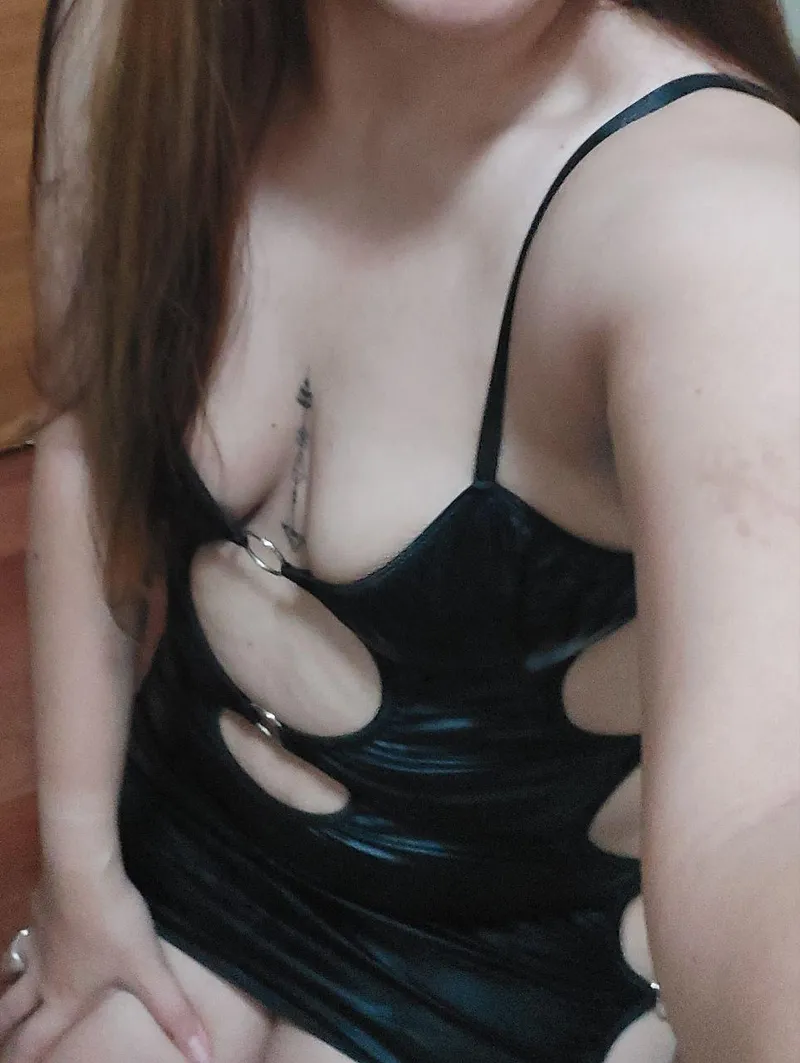 Thumbnail Sensual Appeal: Appreciating Brown Milfs | cutierosylilredxoxo