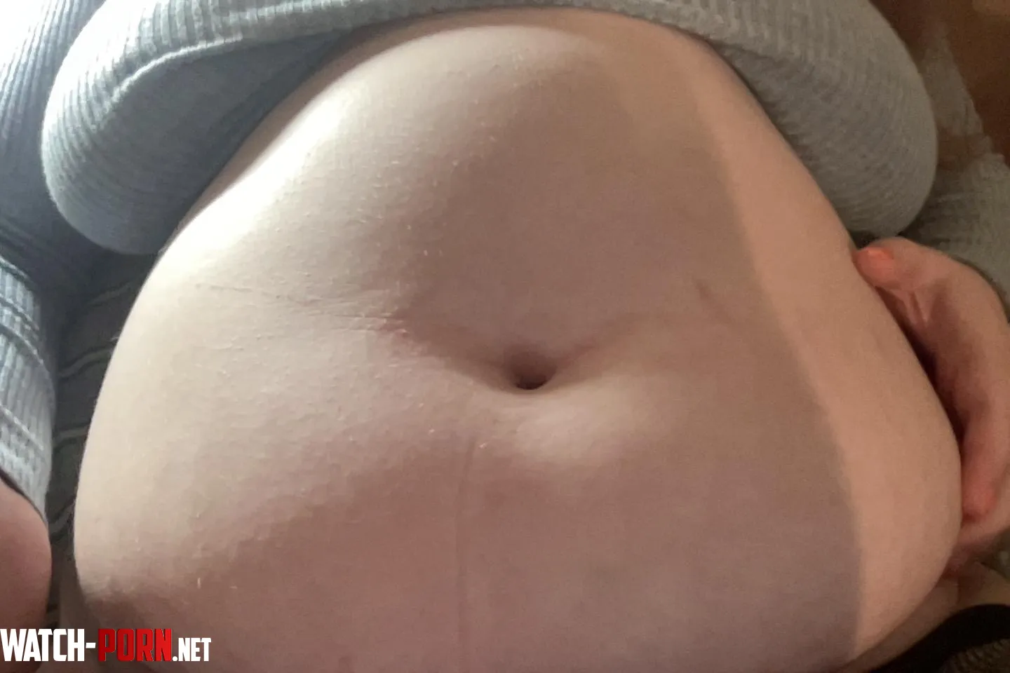 ate 8 burgers yesterday and a pizza today im so hungry by Livid-Protection-314