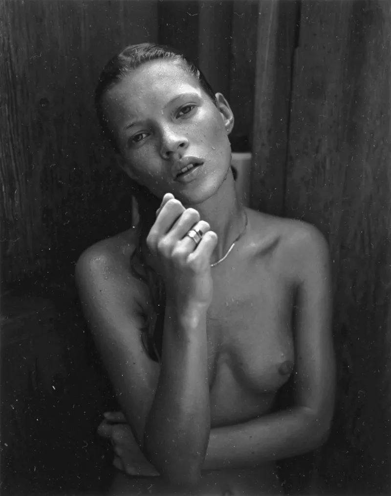 Thumbnail Iconic Kate Moss c.1993 by Mario Sorrenti | poisson-iv | NSFWfashion