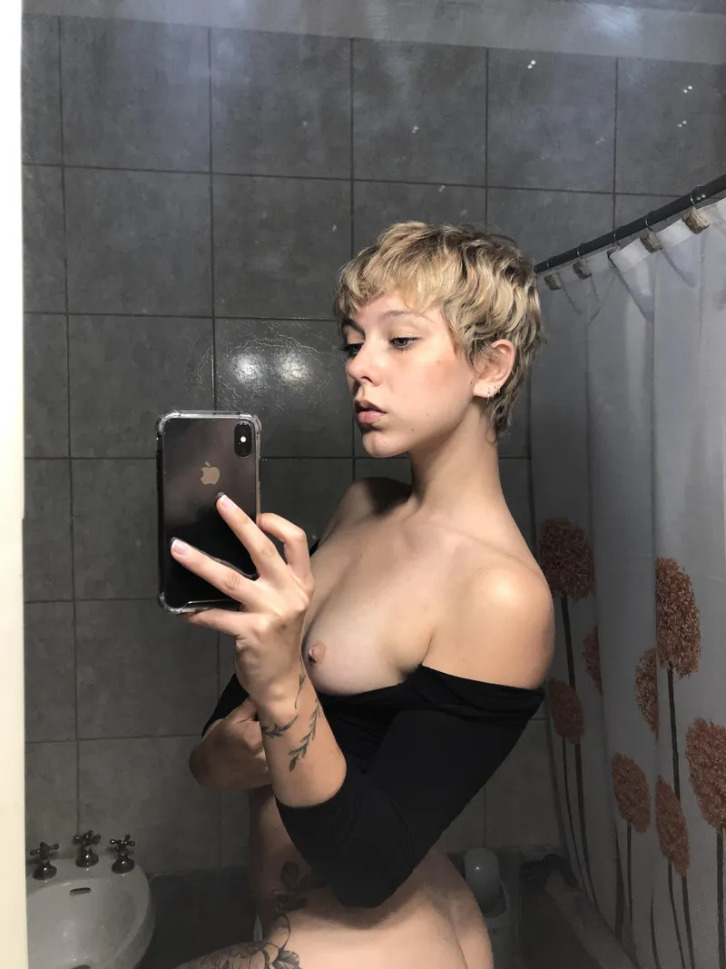 Thumbnail shorthairchicks: Ooppss.. - lasuperchava