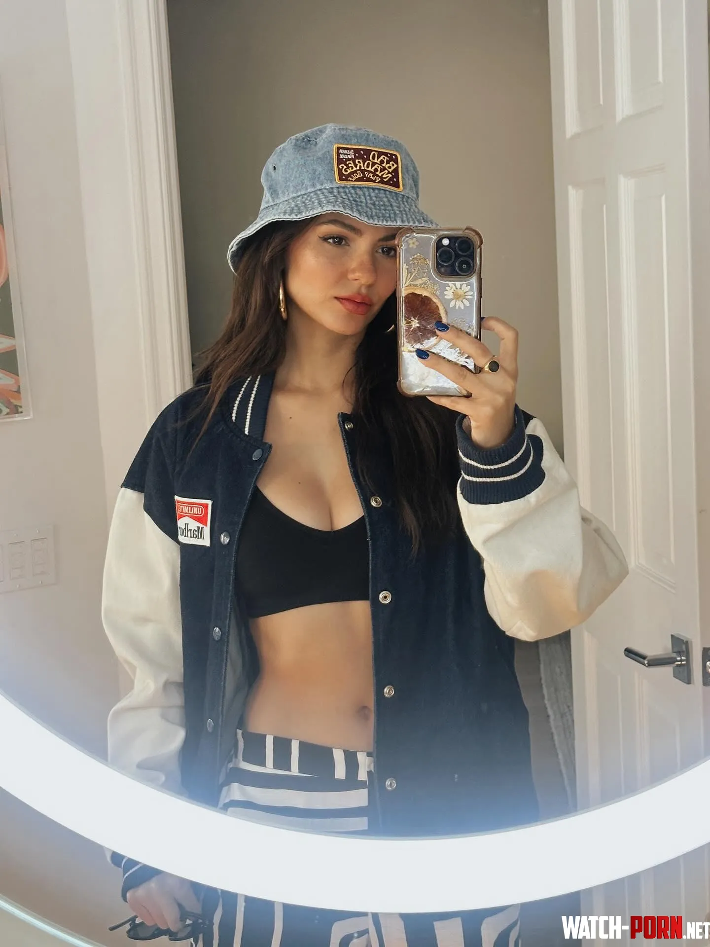 Victoria Justice by DolGrenn