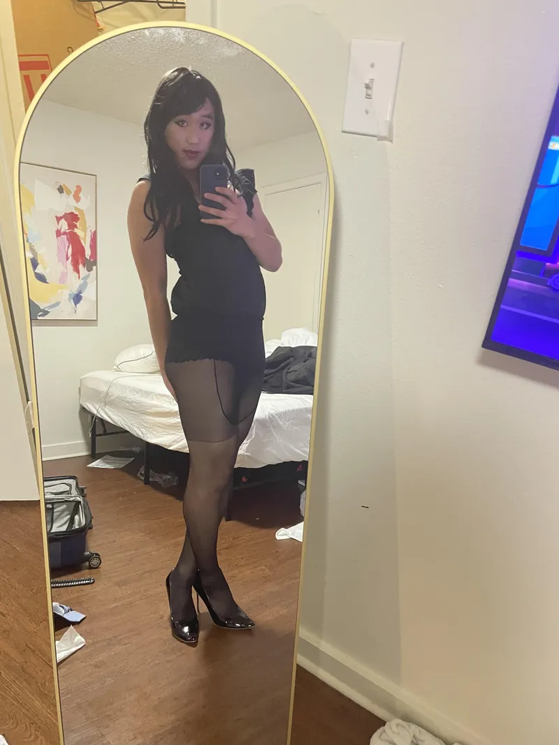 Thumbnail miabunsss' Reflection: 'Did I become a Pretty Girl?'