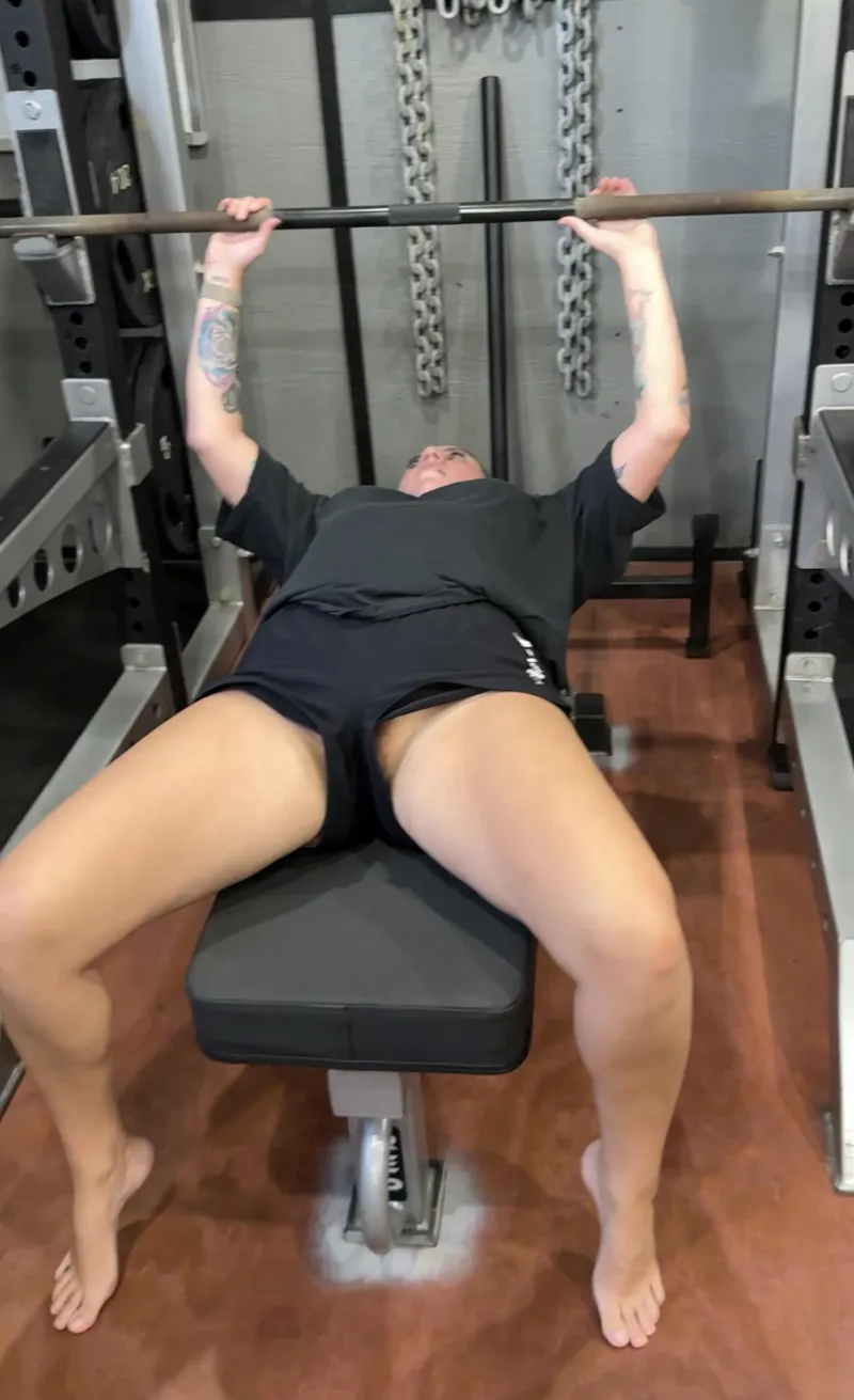 Thumbnail Explore Bench Press Passion with momentswithCatherine | OnlyFans101