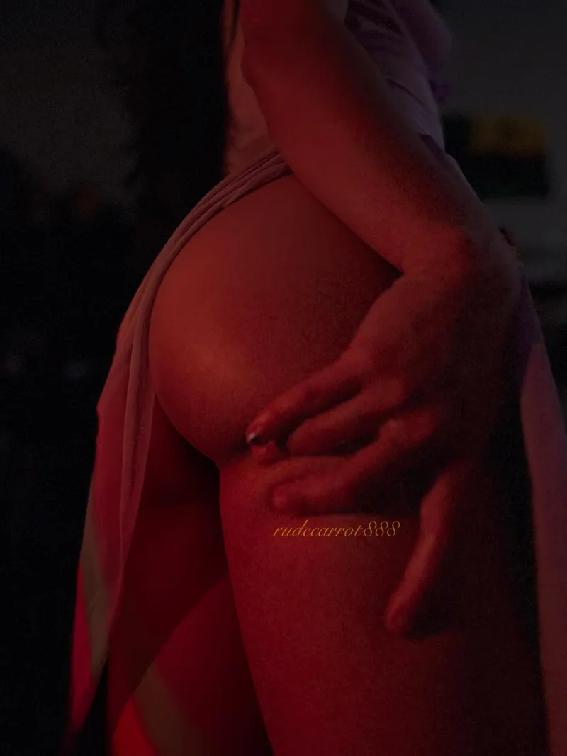 Thumbnail Indulge in Thick Sensations with madisonxhobbs