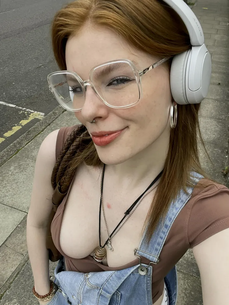 Thumbnail HostFinal1183's Top Elegance Check in the Classygirls Realm