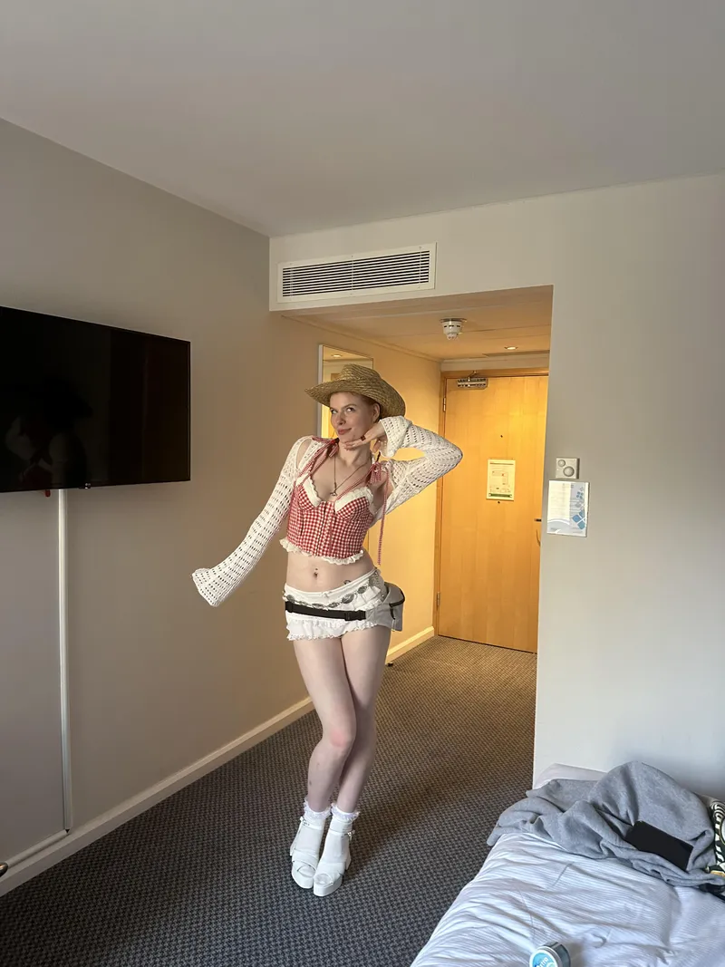 Thumbnail HostFinal1183 Redefines Hotness with Red in Classygirls Domain